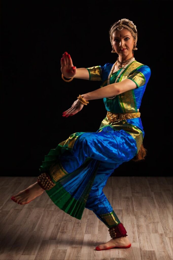 Classical Dance & Folk